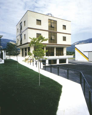 Sede central de Cooperativa Valverde