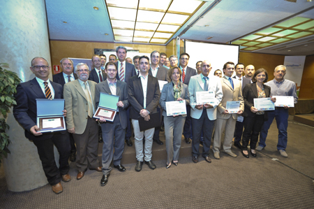 Foto de grupo con los premiados