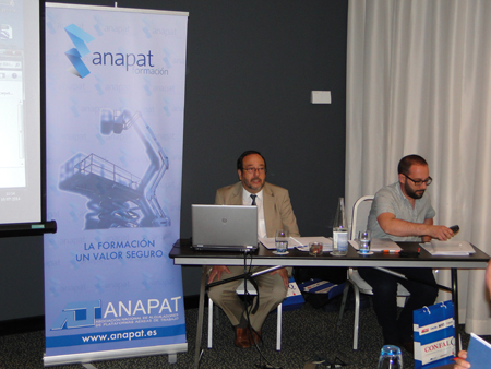 De izquierda a derecha: Antonio Casado, secretario general de Anapat, y Jorge Juan Ferrando, tcnico de proyectos en Anapat...