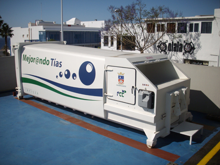 Los 28 compactadores mviles suministrados en Tas permiten proporcionar un servicio de recogida de basuras ms eficiente...