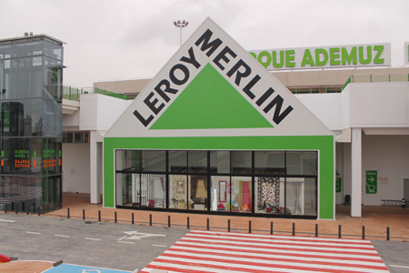 Tienda de Leroy Merlin en el Parque Comercial Ademuz, en Burjassot (Valencia)