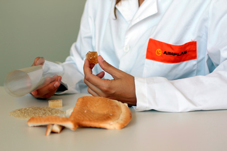 Aimplas desarrolla un envase biodegradable elaborado a partir de residuos de la industria de la panadera y la pastelera...