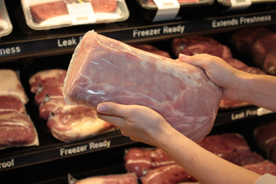 Las bolsas Cryovac Freshness Plus tambin aportan muchas ventajas al mercado de la carne de cerdo fresca, con y sin hueso...