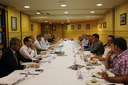 El encuentro estuvo organizado por Graphispack en colaboracin con la Asociacin de Empresarios de Artes Grficas de Galicia (Aeagg) y la Asociacin...