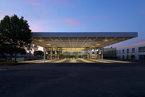 HagerForum_Exterior_FrontView_Night_-HagerGroup_JanBitter