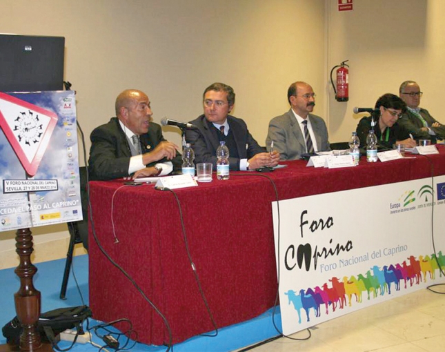 Programa del VI Foro Nacional del Caprino que se celebra en Granada los d�as 14 y 15 de mayo
