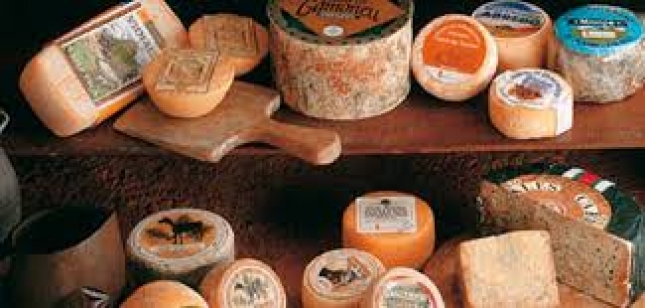 Los quesos artesanos asturianos dispondrn de una marca conjunta en un ao que permita mejorar su comercializacin
