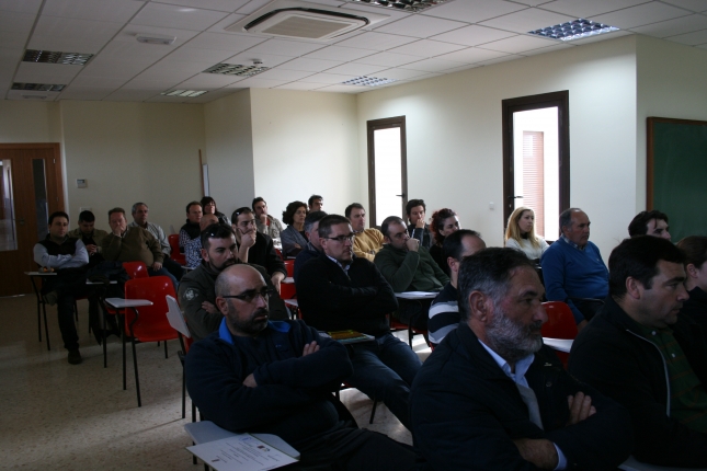 CAPRIGRAN valora de forma muy positiva el resultado de la jornada sobre indicadores tcnicos del programa de mejora de la raza Murciano-Granadina