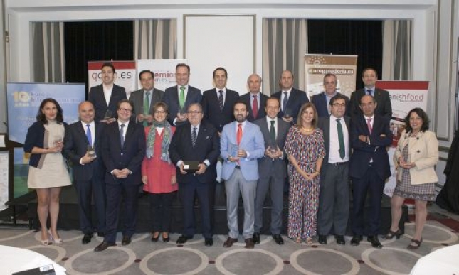 Grupo Pastores reconocida como Mejor Cooperativa Espaola 2015 en los Premios Qcom.es