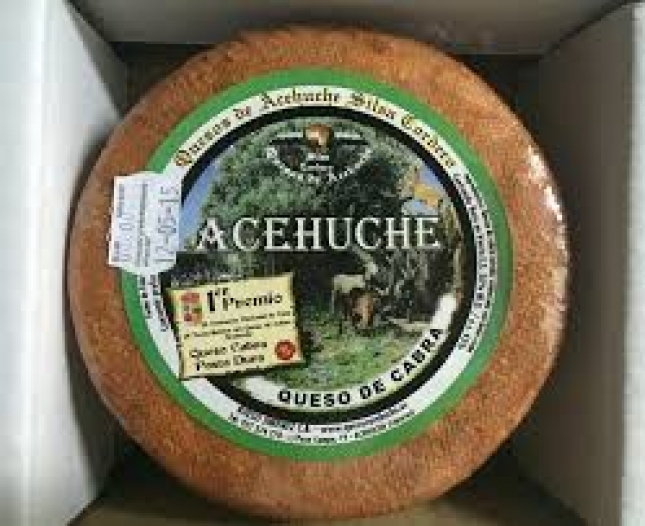 La localidad cacerea de Acehche busca la denominacin de origen protegida para su queso de cabra