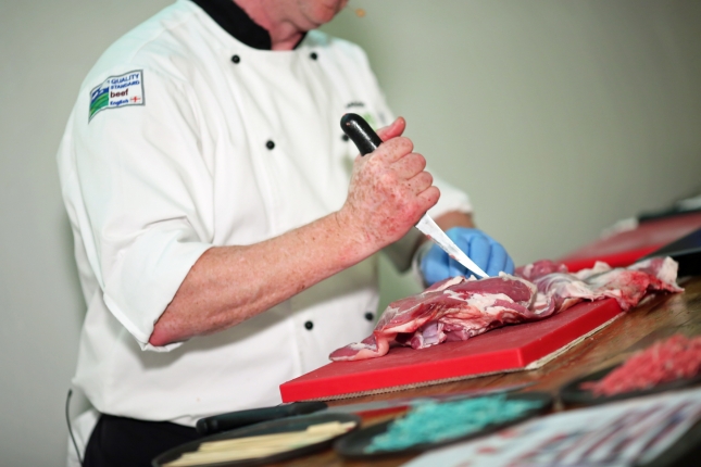 EXCELENTE ACOGIDA DE LOS NUEVOS CORTES DE LA CARNE DE CORDERO EN LA I EDICIN DE LA FERIA IMEAT, EN BARCELONA