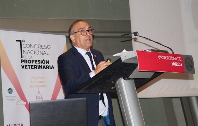 Rafael Laguens es el presidente electo del nuevo Consejo de la Asociacin Mundial Veterinaria