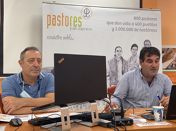 Ángel Tarancón Izq y Fran Santolaria director General y presidente de Oviaragón web