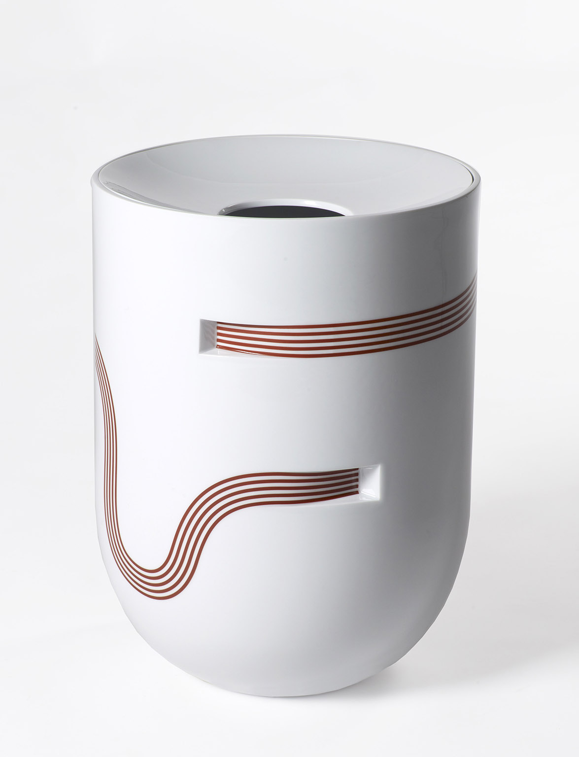 mo_j17_createur_pierre_charpin_vase_ruban_fabrice_gousset