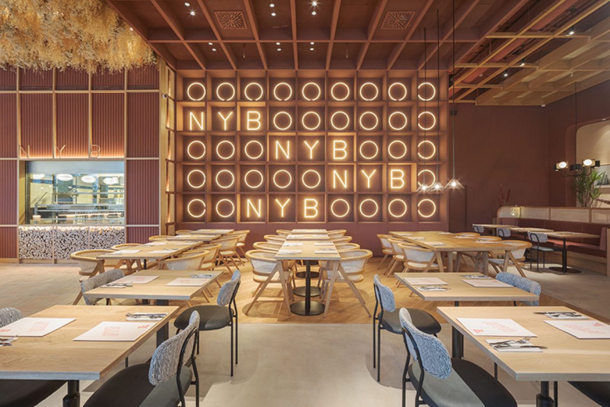 Proyecto Singular traslada el concepto del warehouse neoyorkino al restaurante New York Burger de Madrid
