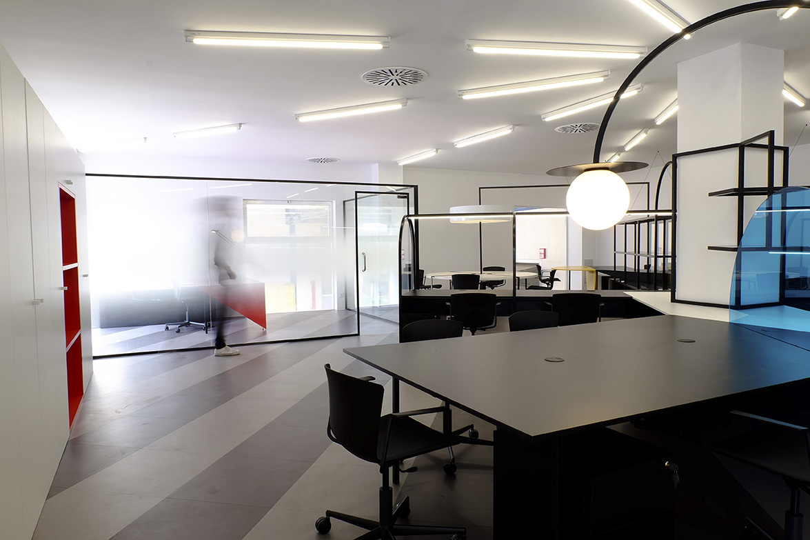 diseno_interior_oficinas_novatec_estudio_tiovivo_creativo_proyecto-2016_interiorismo_product_design-18