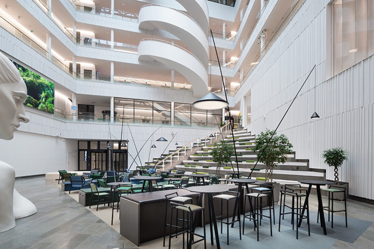 La nueva sede de SEB Bank en Estocolmo. El encuentro entre el diseo escandinavo minimalista y el espacio de trabajo corporativo