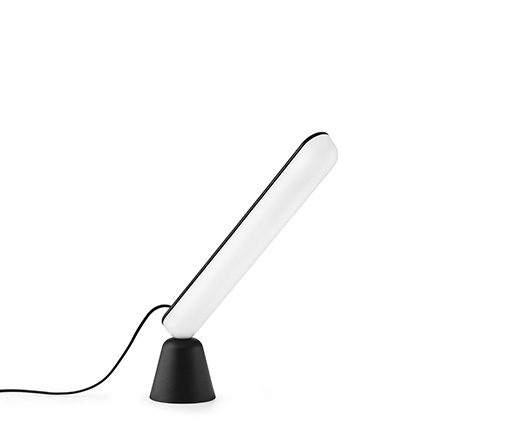 502125_acrobat_table_lamp_black_5